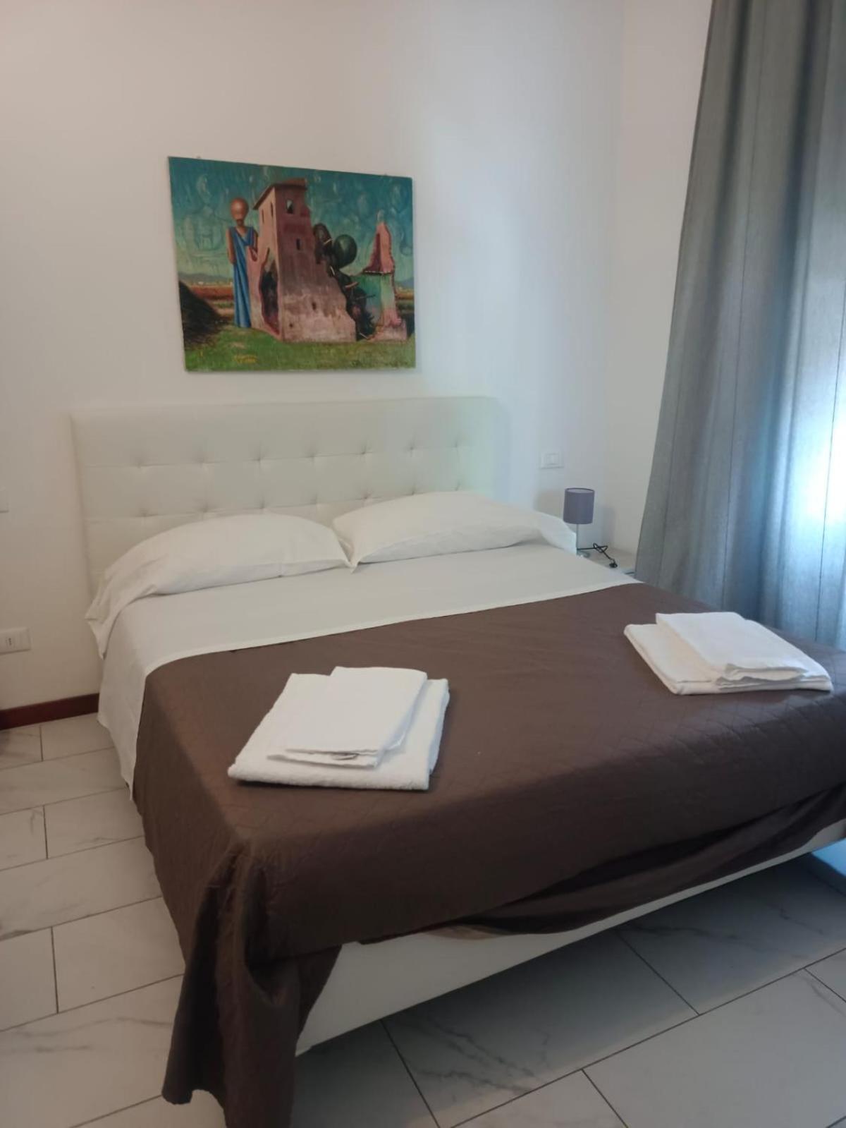 פראטו Villa Giove Rooms מראה חיצוני תמונה