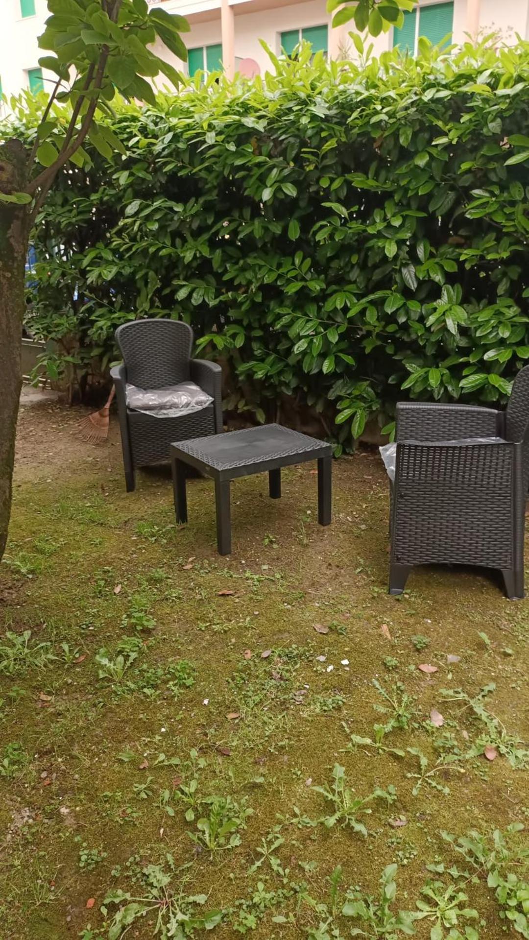 פראטו Villa Giove Rooms מראה חיצוני תמונה