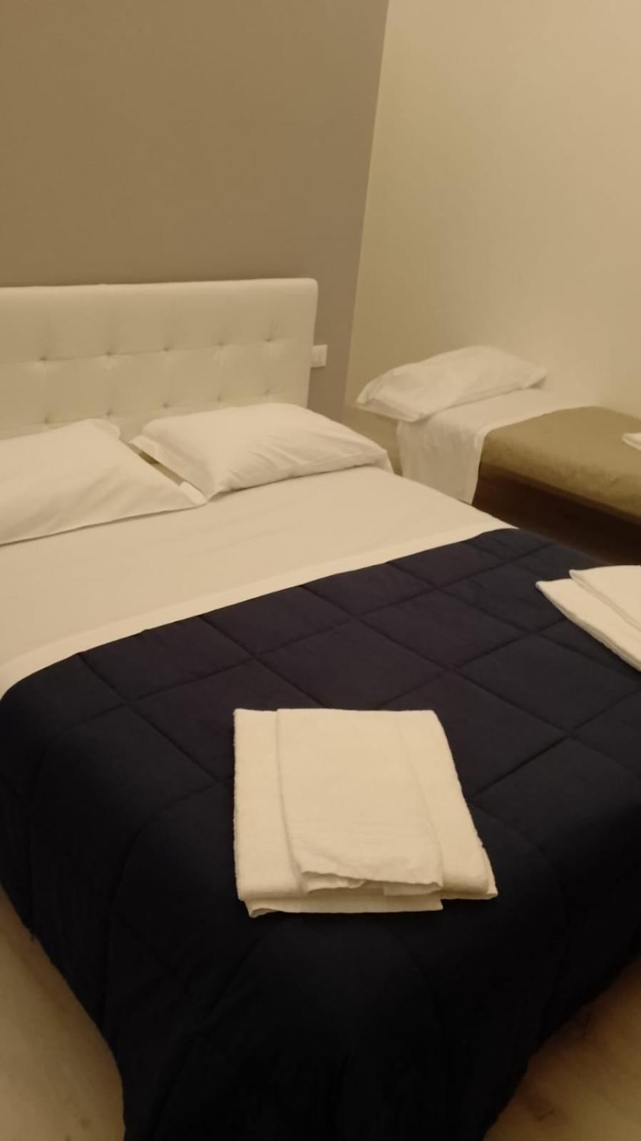 פראטו Villa Giove Rooms מראה חיצוני תמונה