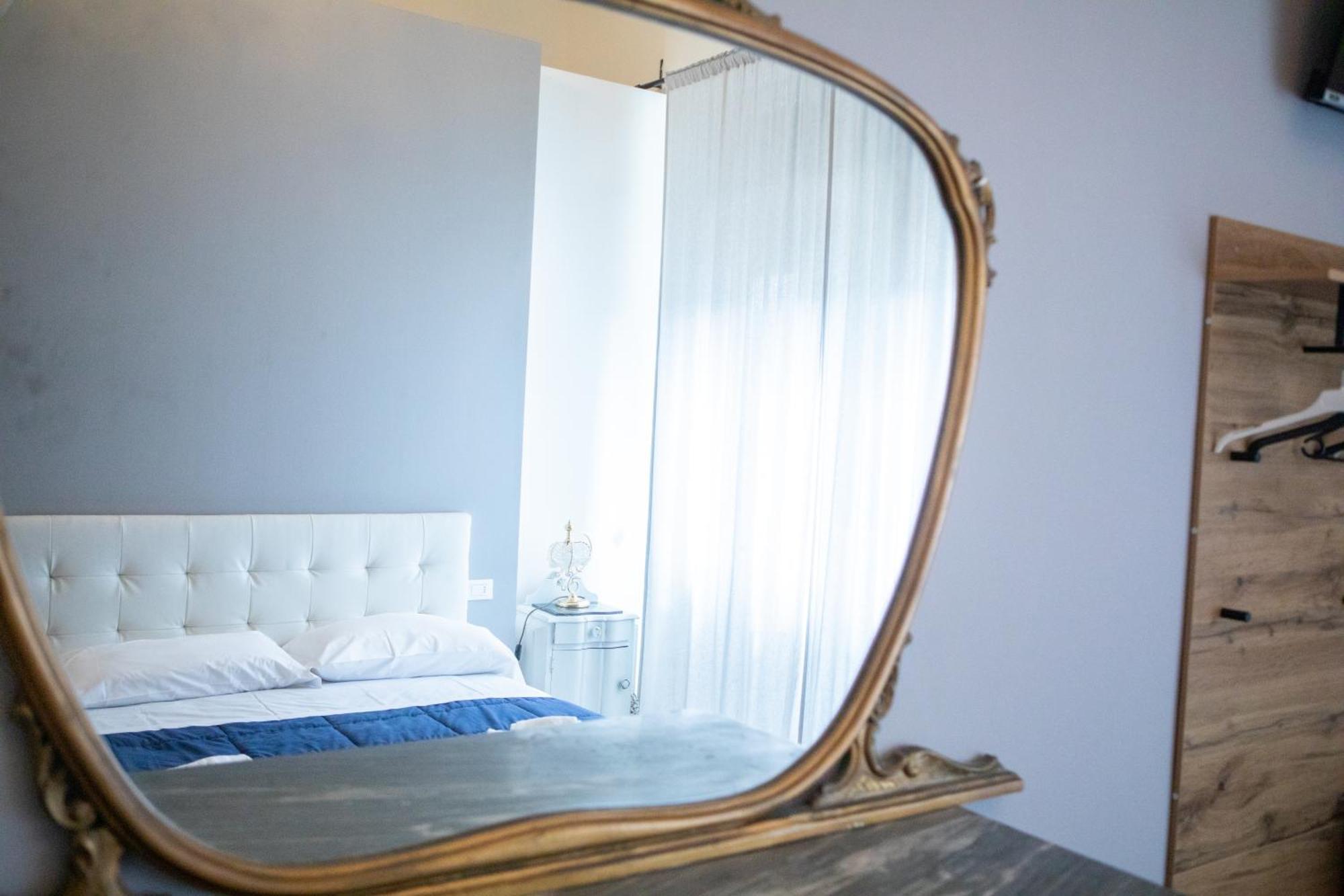 פראטו Villa Giove Rooms מראה חיצוני תמונה