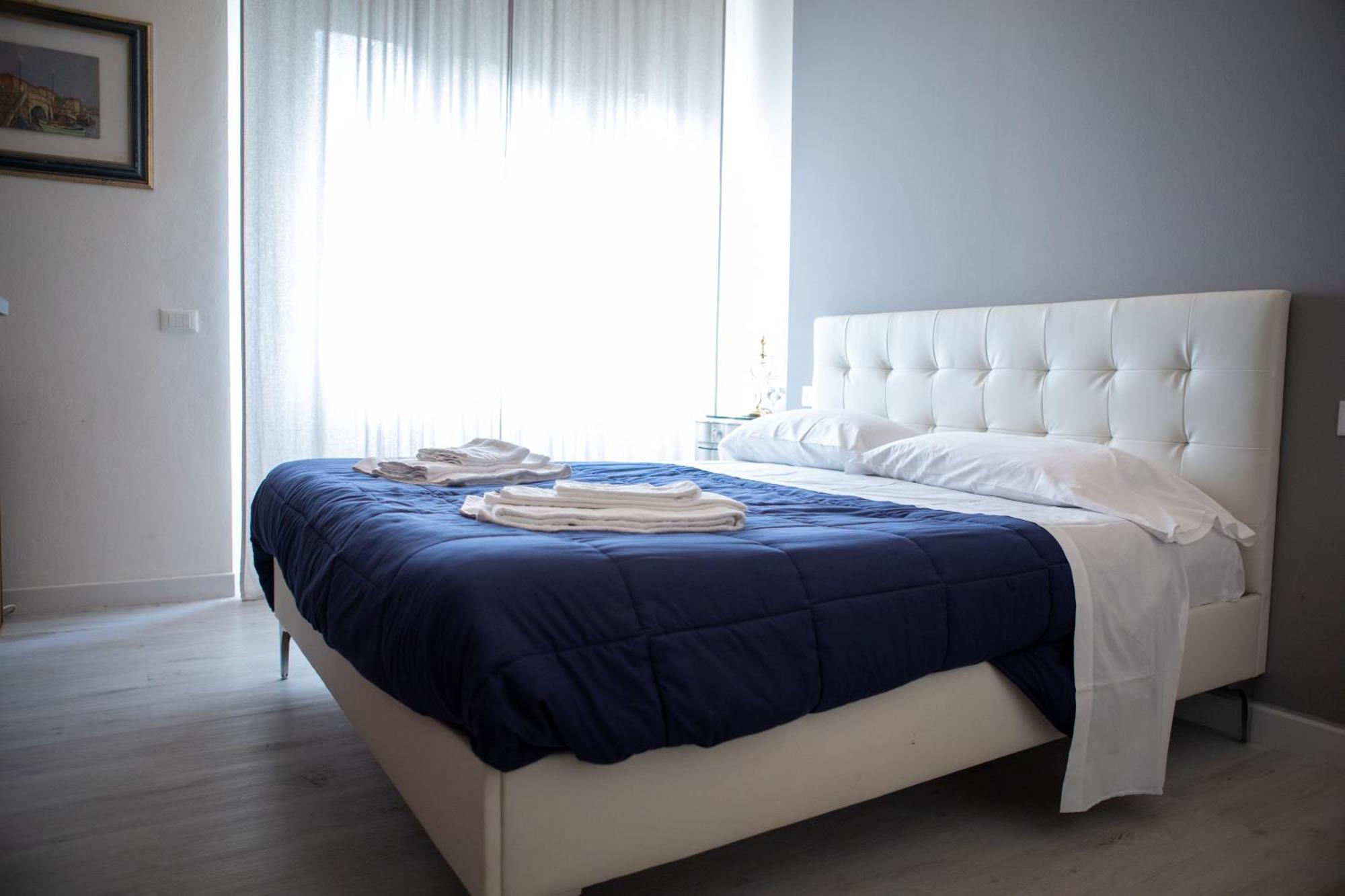 פראטו Villa Giove Rooms מראה חיצוני תמונה